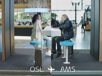 Companhia aérea holandesa cria 'holograma' que dá dicas de viagem para você