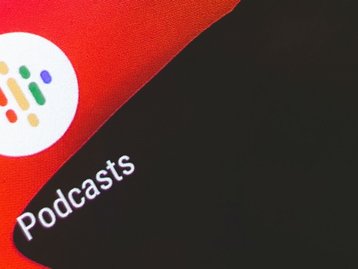 Google Podcast agora usa transcrições para facilitar pesquisa por episódios