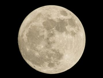 Pesquisador acusa Modo Lua do Huawei P30 de ser uma fraude