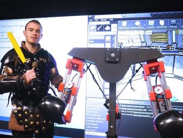 Quer realidade? Então toma! Game em VR tem robô que bate em você de verdade