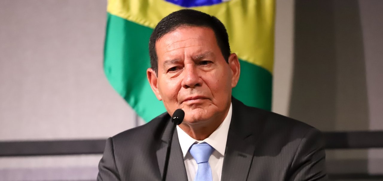 5G: Huawei não será banida do Brasil, diz Mourão