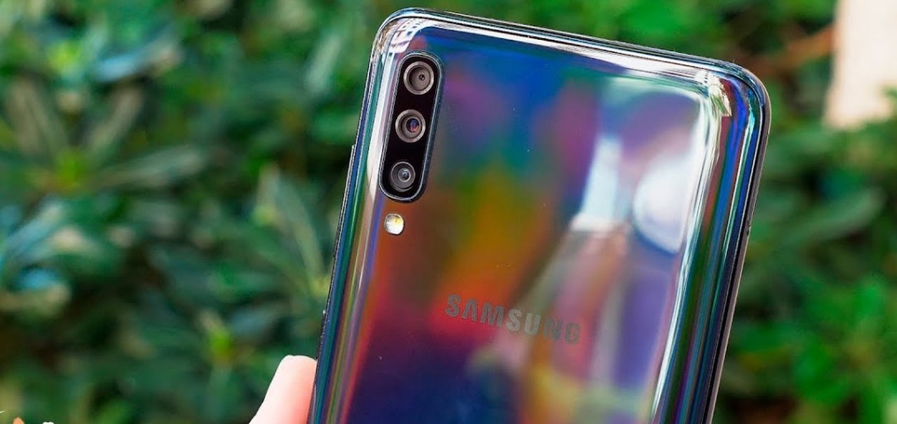 Galaxy A70s aparece em página da Google e confirma especificações