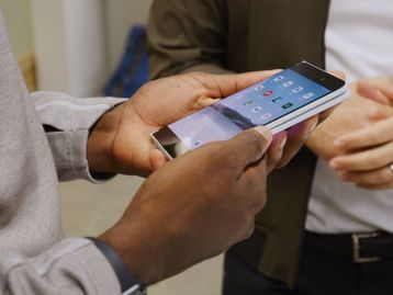 Surface Duo: Microsoft quer desbancar a Apple no mundo corporativo