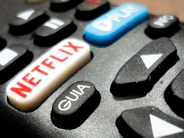 Homem se passa por executivo da Netflix e arrecada US$ 14 milhões