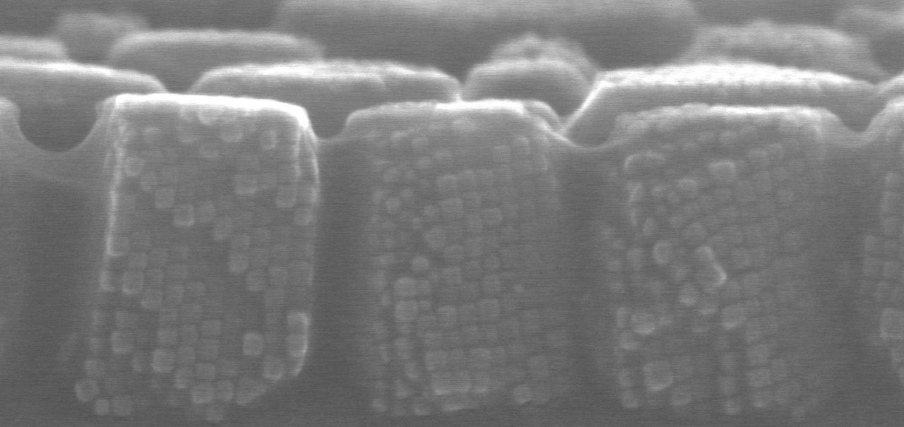 Novo método faz com que nanocristais se organizem sozinhos