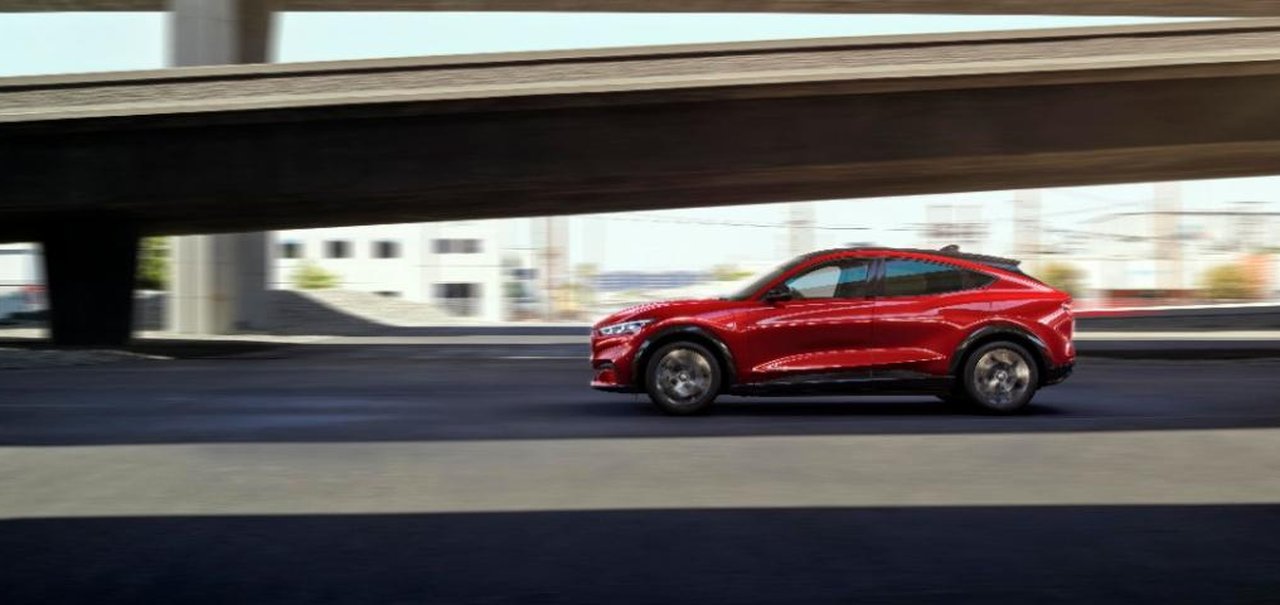 Ford apresenta o primeiro Mustang elétrico: o Mach-E