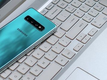 SelfieType: novo teclado virtual da Samsung funciona via câmera frontal