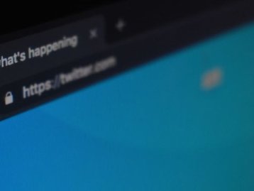 Twitter terá novo formato de anúncios com vídeos na aba Explorar