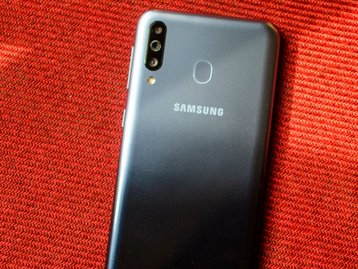 Galaxy A40s, intermediário da Samsung, começa receber Android 10