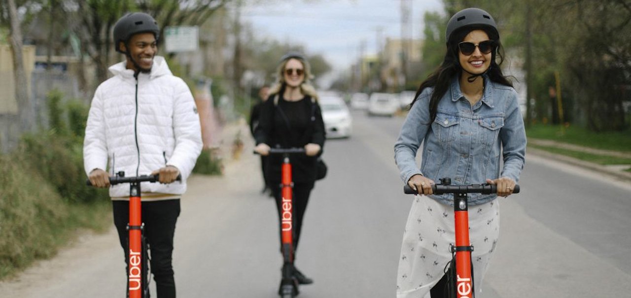 Prefeitura de São Paulo autoriza Uber a operar patinetes