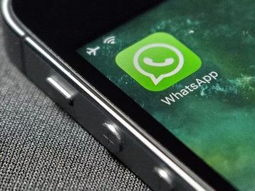 WhatsApp libera o modo escuro na versão beta para iPhone
