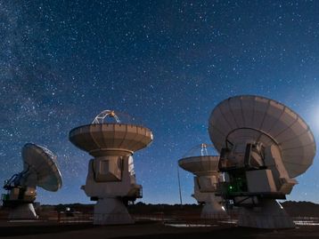 Será que os governos deveriam investir na busca por vida alienígena?