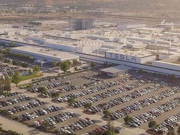 Governo confirma que quer fábrica da Tesla no Brasil