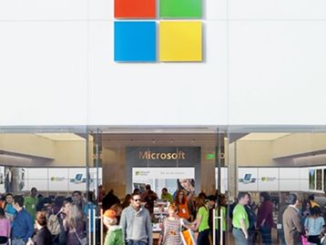 Microsoft fecha lojas físicas; Apple Stores não têm data para reabrir