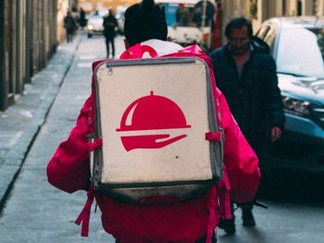 Entrega sem contato é implementada por aplicativos delivery