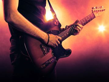 Empresas de streaming ajudam artistas afetados pelo surto de coronavírus