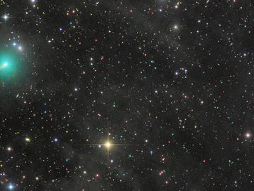 Aproximação de cometa gera expectativa entre astrônomos