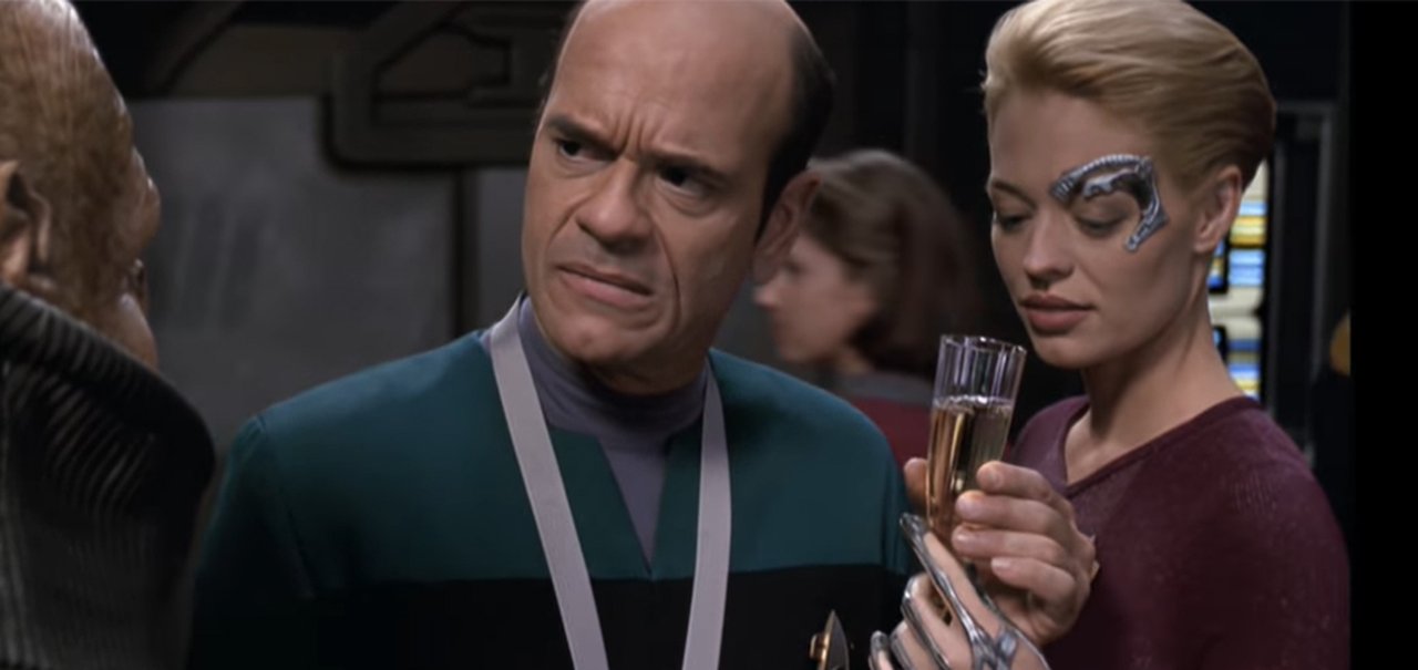 Star Trek Voyager: fã cria versão 4K com ajuda de IA; confira