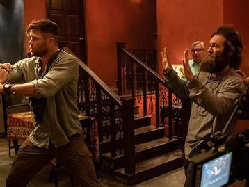Resgate: Chris Hemsworth comenta plano-sequência de ação no filme