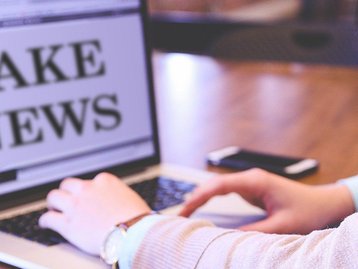Facebook vai avisar usuários sobre fake news de coronavírus