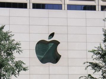 Vendas de iPhone devem cair 36% com a pandemia, diz Goldman