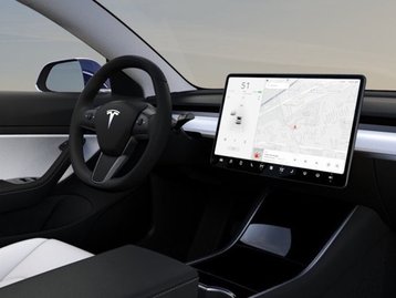 Carros da Tesla terão recurso de videochamada no futuro