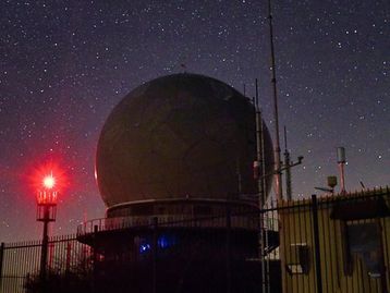 Astrônomos descobrem super-Terra em órbita semelhante à terrestre