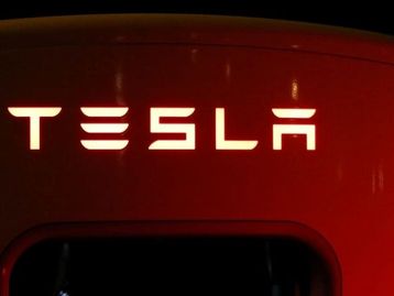 'Baterias secretas' da Tesla reduziriam preços de carros elétricos