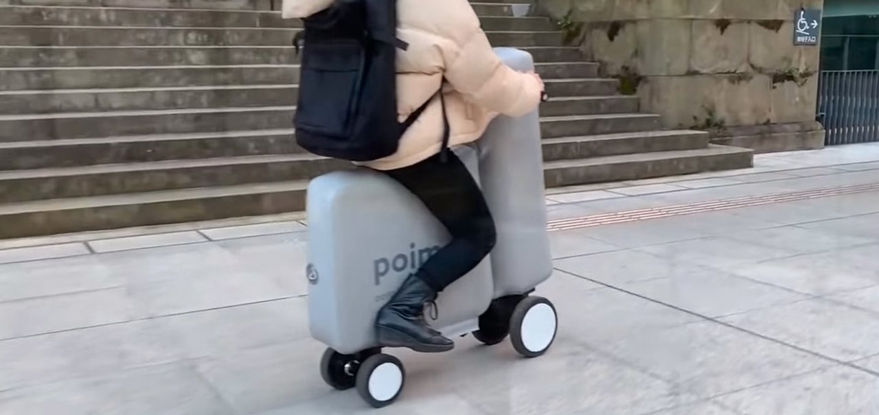 Poimo: patinete elétrico inflável cabe na mochila