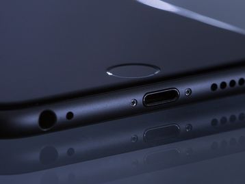 Spyware permite desbloquear iPhones sem consentimento do usuário