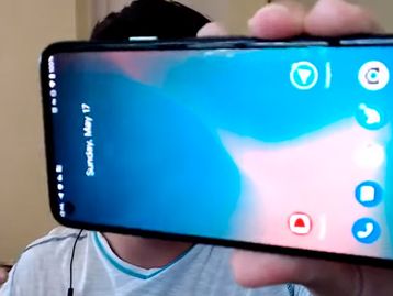 Youtuber mostra protótipo do Pixel 4a durante live 
