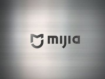 Xiaomi lança luminária suspensa para computador por US$ 24