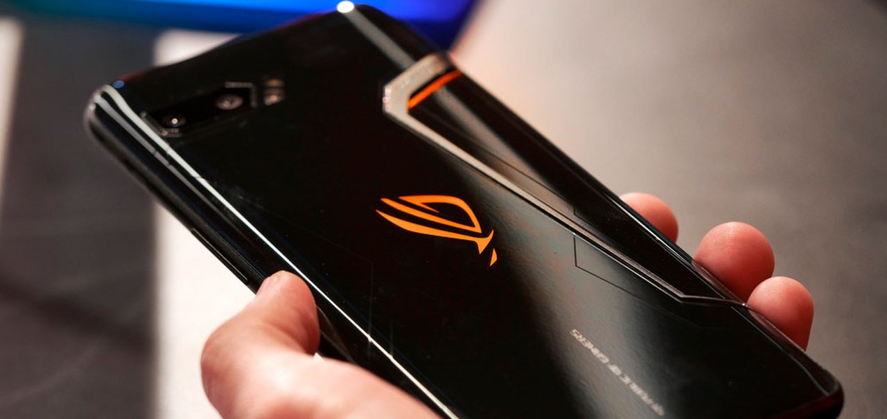 ROG Phone 3 aparece em registro e tem acessório vazado em loja