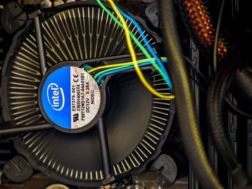 Intel anuncia recurso contra falhas do tipo Spectre e Meltdown