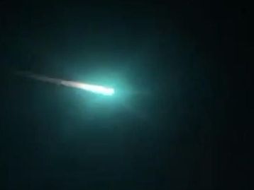 Misteriosa bola de fogo cruza o céu da Austrália; veja o vídeo