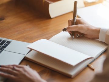 Centro Paula Souza oferece cursos gratuitos de inglês e espanhol