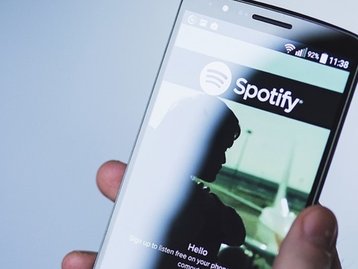 Spotify testa inclusão de player de vídeo para clipes musicais