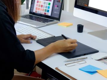 Ótimas opções de mesas digitalizadoras para fazer ilustrações