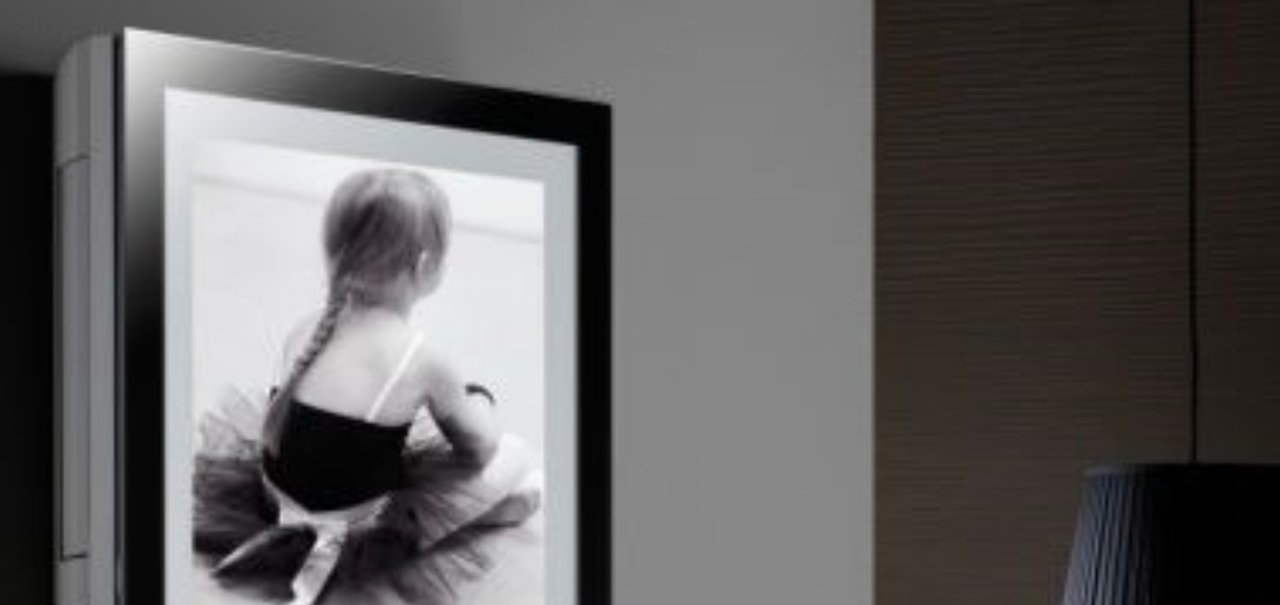 LG lança ar condicionado que imita obra de arte na parede