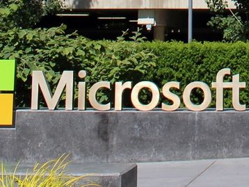 Microsoft diz que App Store da Apple é anticompetitiva