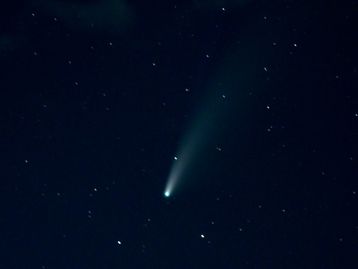 Cometa Neowise visível a olho nu no Brasil: saiba como observá-lo