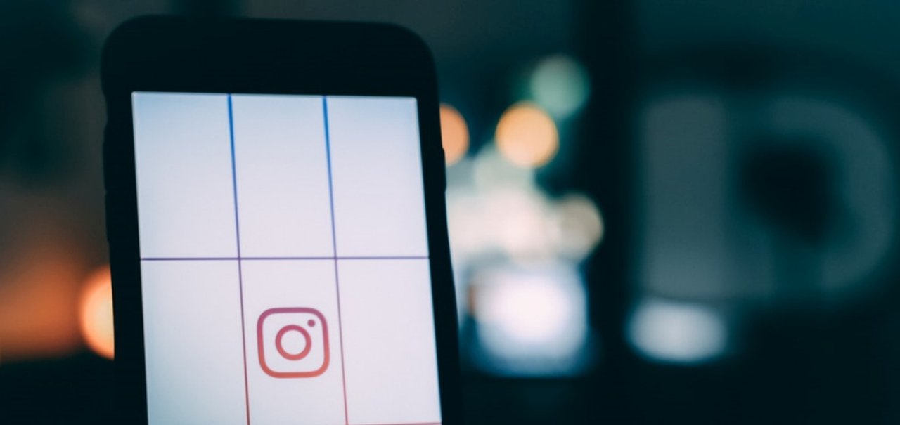 Bug no Instagram indica câmera ligada no iOS 14 sem ela ser usada