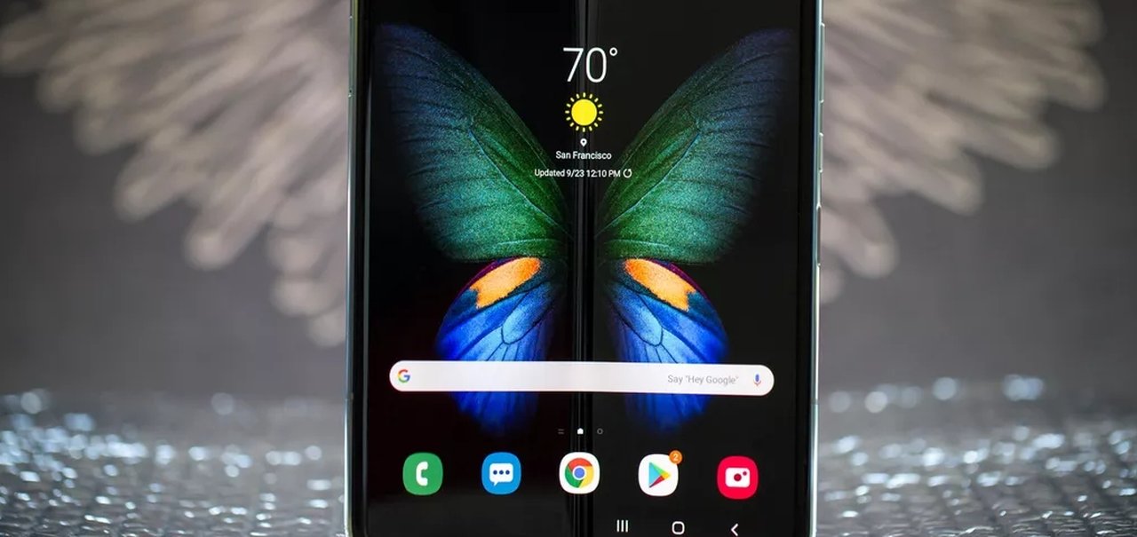 Galaxy Z Fold 2 aparece em vídeo de hands-on