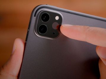 iPhone 12 Pro: suposta traseira mostra três câmeras e LiDAR
