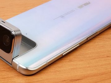 Asus ZenFone 7 Pro aparece desmontado em vídeo