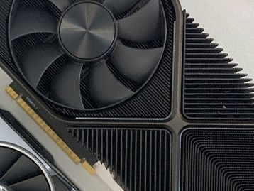Geforce RTX 3090 não é um monstro só nas especificações; confira ela no PC