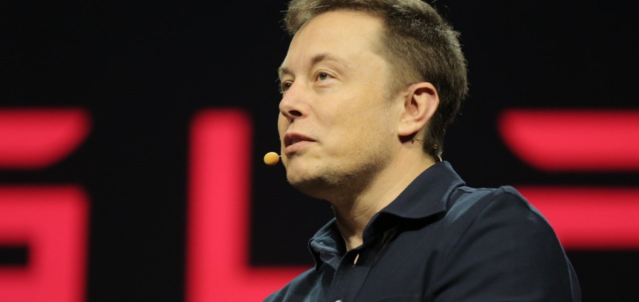 Elon Musk pode anunciar nova bateria e 'independência' da Tesla hoje