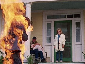 Chamas da Vingança: Zac Efron vai estrelar remake de Stephen King