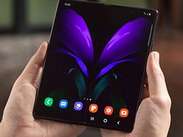 Galaxy Z Fold 3 poderá ter dobradiça com luz RGB; veja fotos