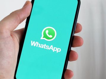 Cuidado: suposta doação de máscaras da Adidas no WhatsApp é golpe
